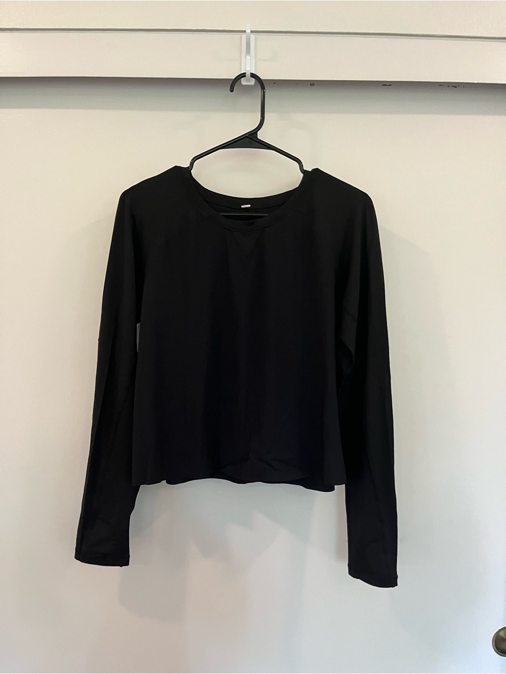 lululemon athletica Black Long-Sleeve crop Top